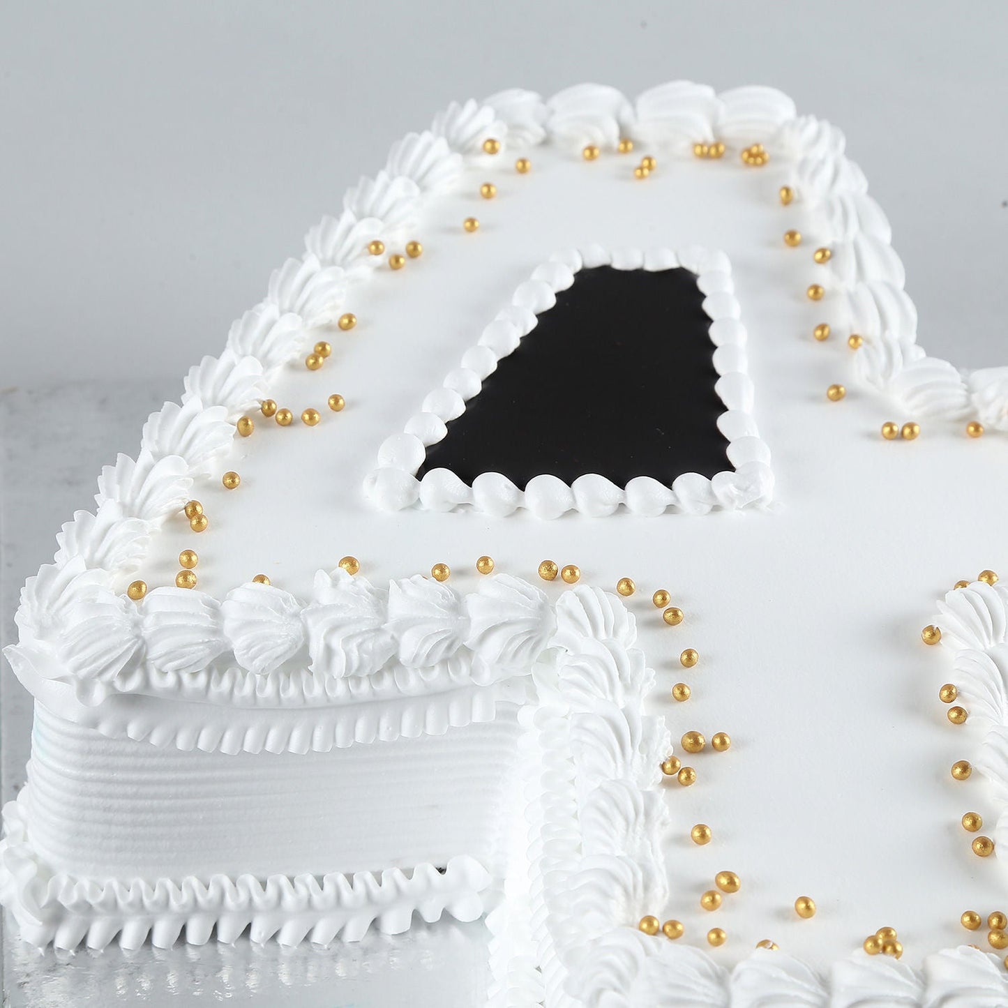 4 Number Black Forest Cake