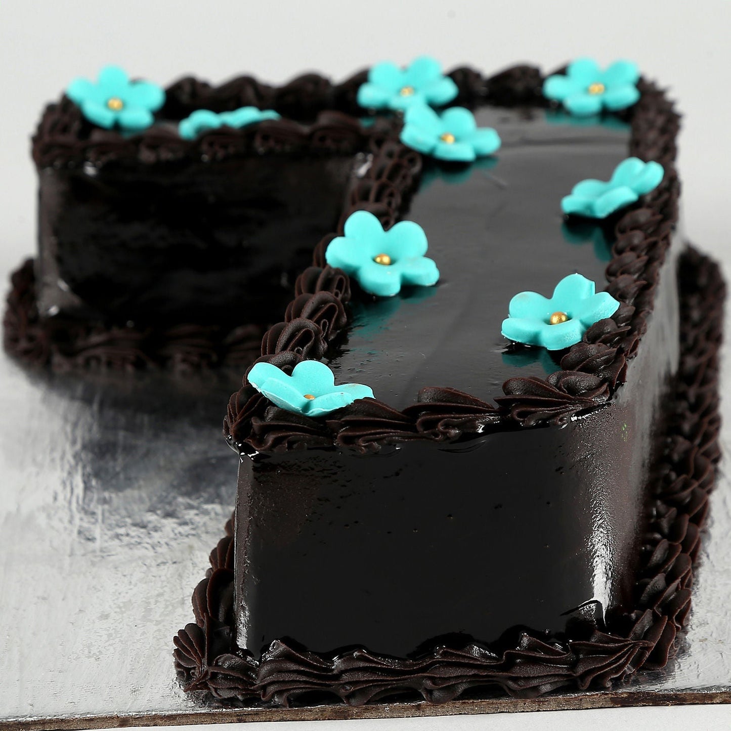 7 Number Truffle Cake