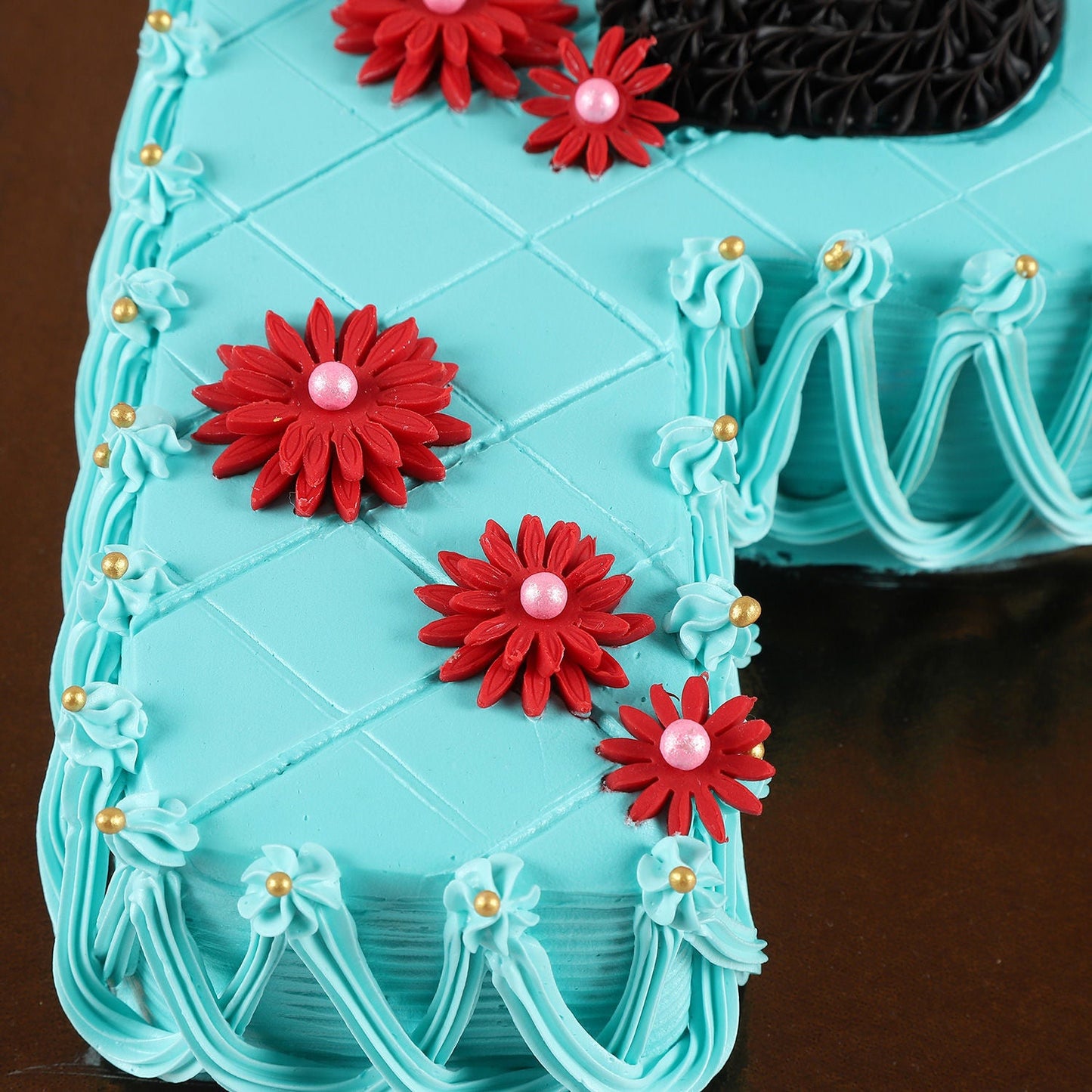 Alphabet P Cake
