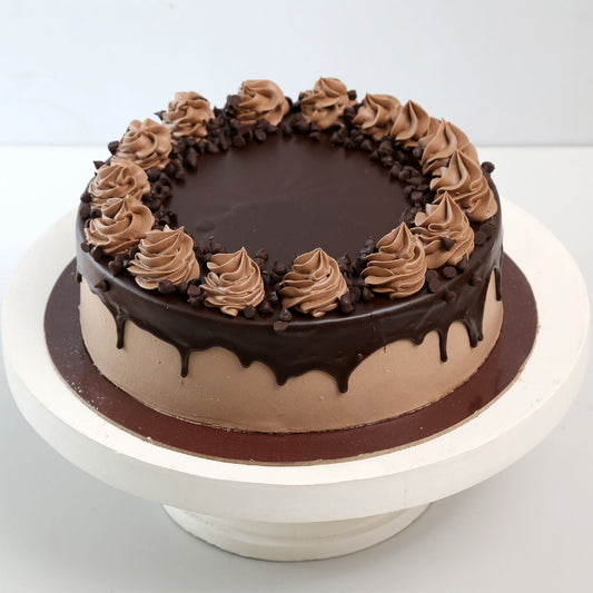 Cream Drop Chocolate Cake