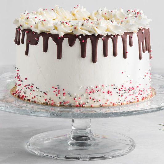 Creamy Drip Chocolate Cake