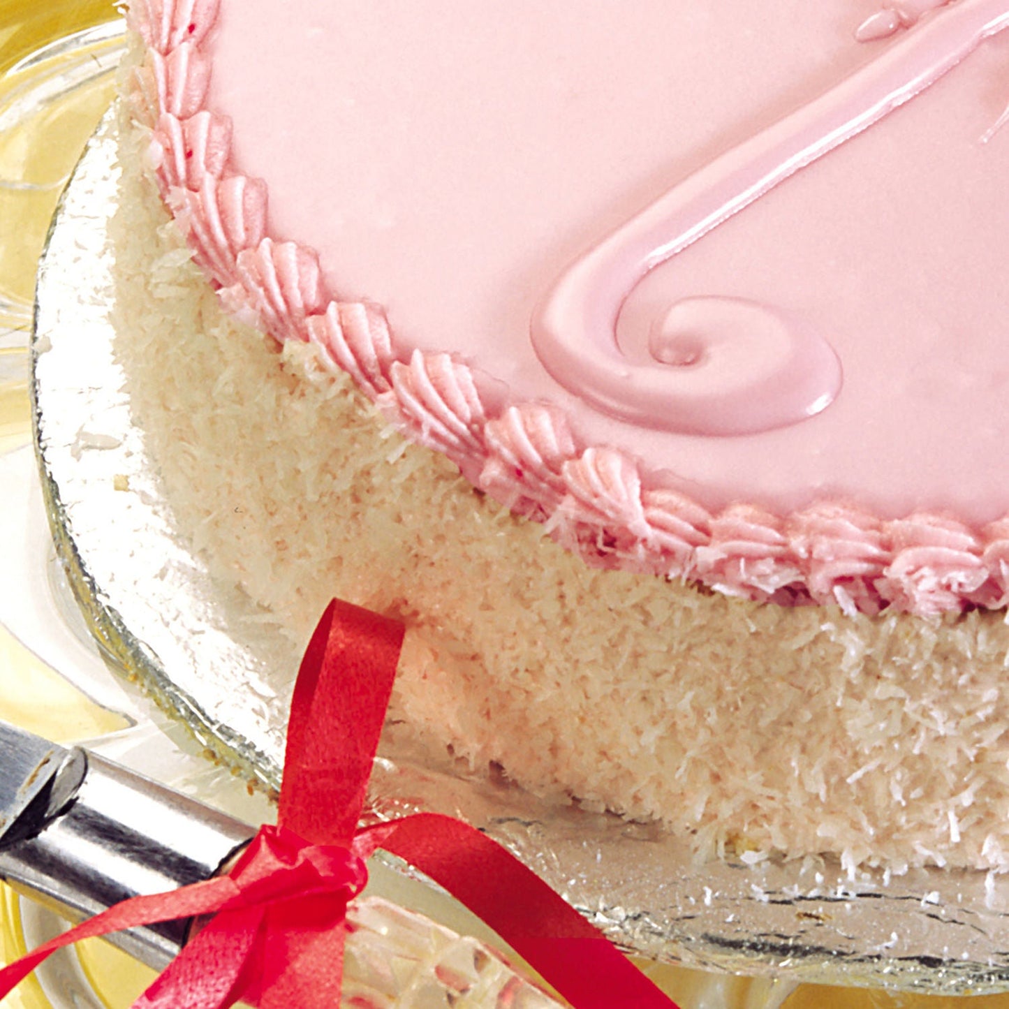Creamy Strawberry With Coconut Cake
