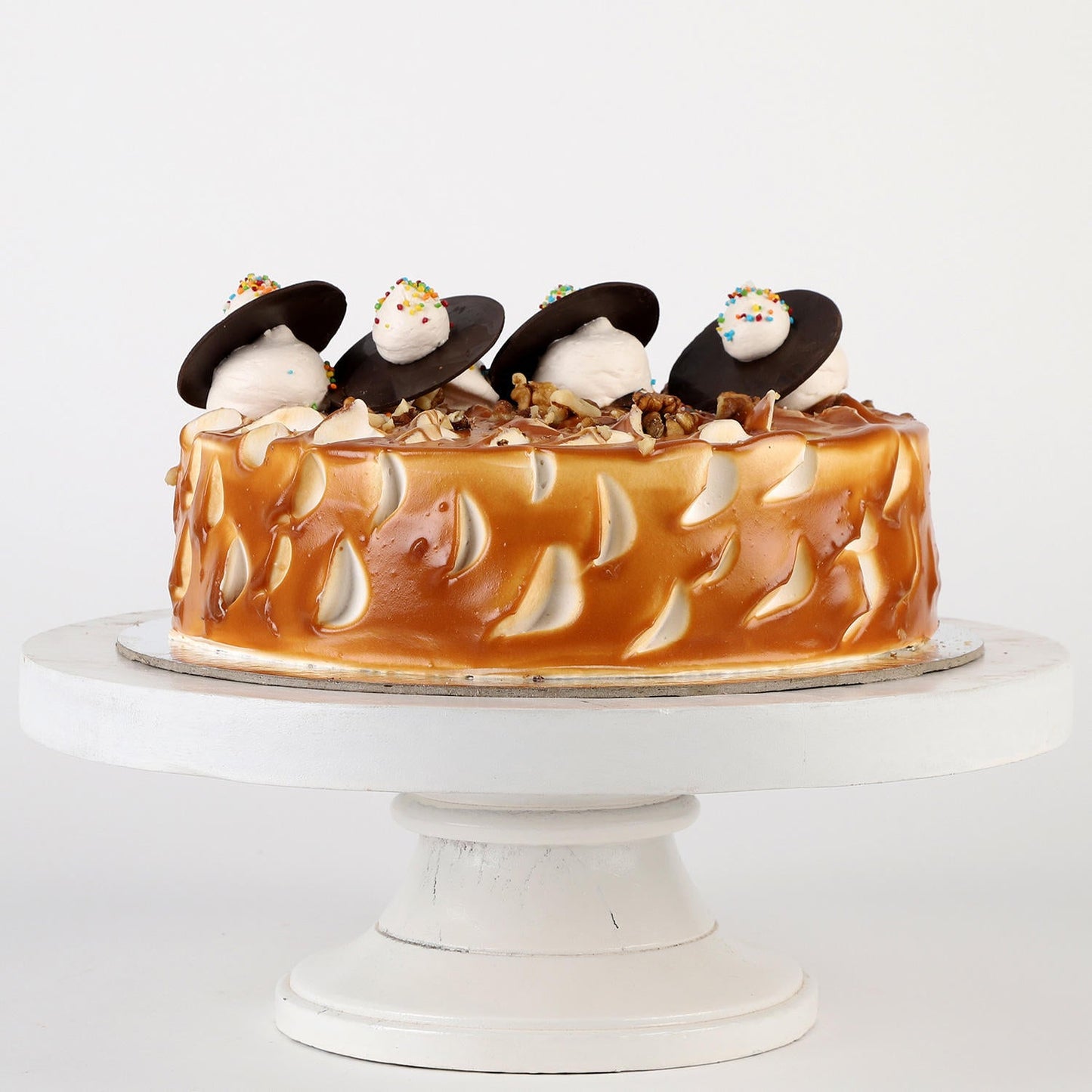 Crunchy Caramel Walnut Cake