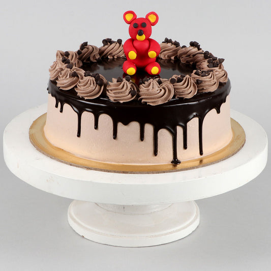 Dripping Design Fondant Chocolate Cake