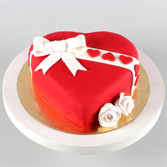 Gift Your Heart Fondant Cake