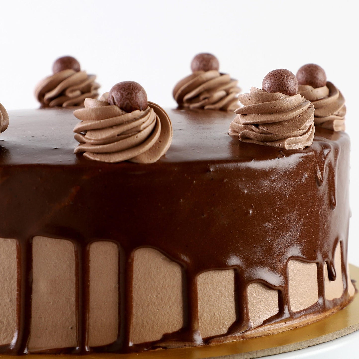 Glazed Chocolate Cream Cake