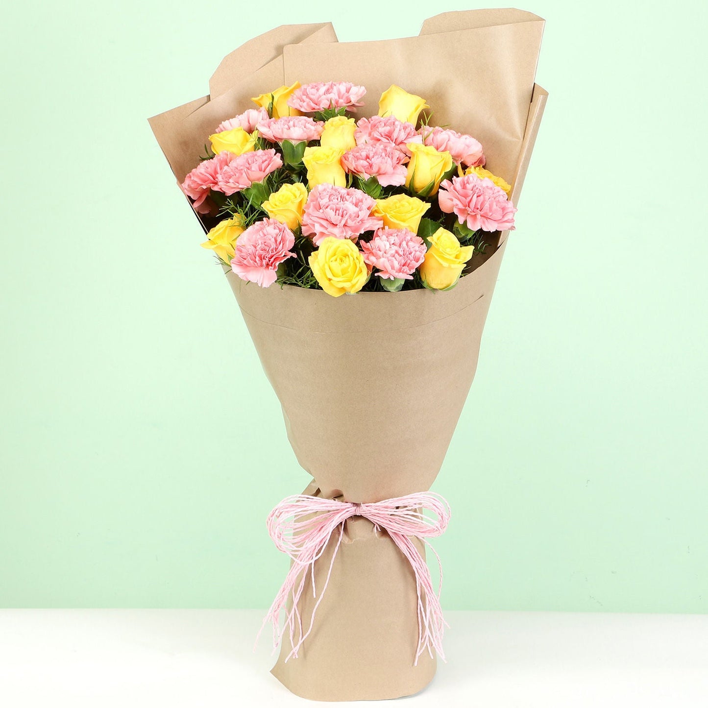 Appealing Pink Yellow Flowers Bouquet