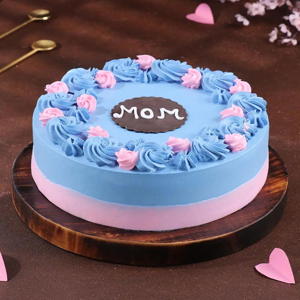Strawberry Cake For Mom
