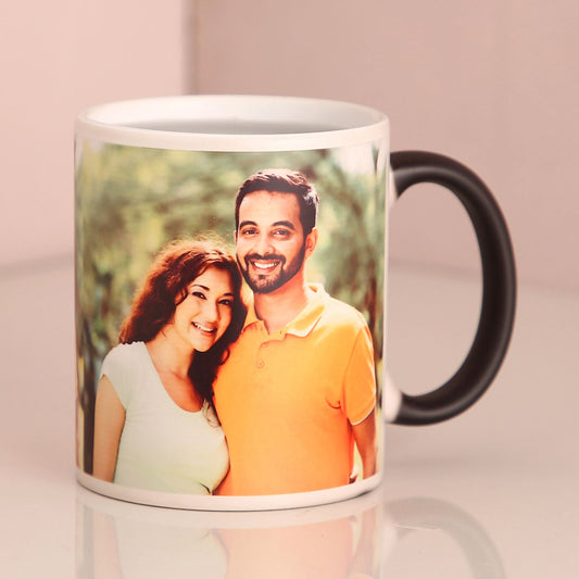 https://cdn.shopify.com/s/files/1/0911/8544/7211/files/couple-personalised-magic-mug_1.jpg
