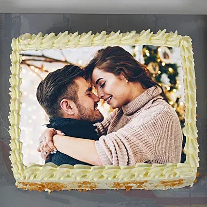 Crunchy Butterscotch Photo Cake