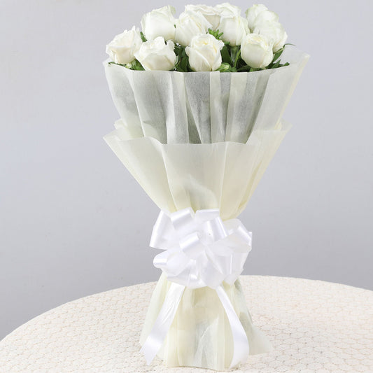 Elegant Pristine White Roses Bouquet