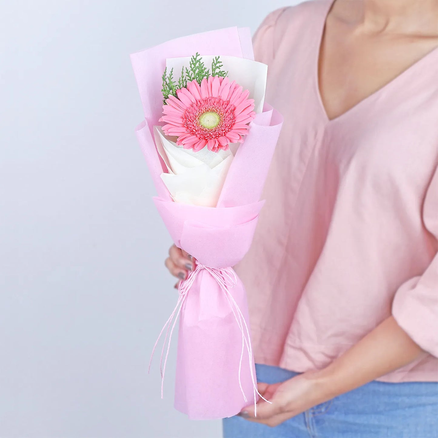 Heartfelt Wishes Gerbera Bouquet