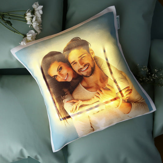 https://cdn.shopify.com/s/files/1/0911/8544/7211/files/personalised-romantic-led-cushion_1.jpg