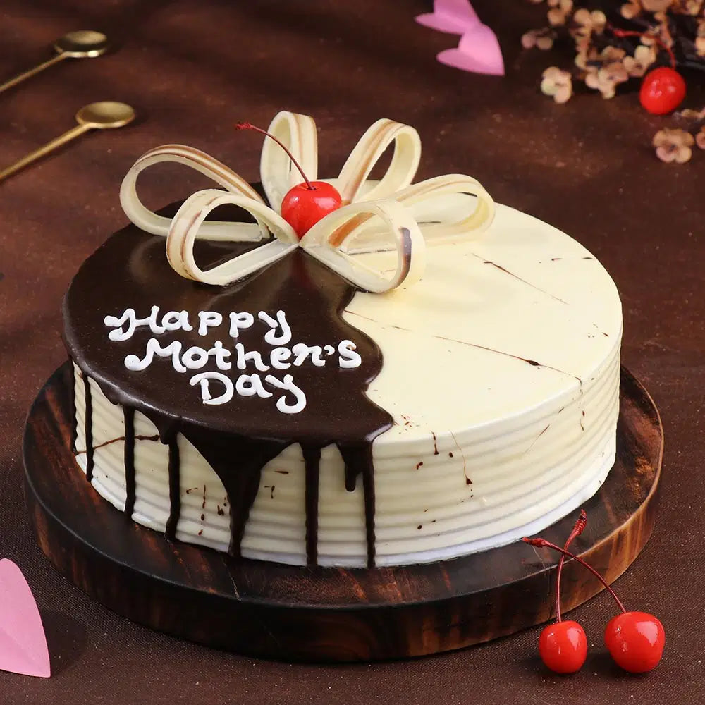 Vanilla Chocolate Cake For Mom