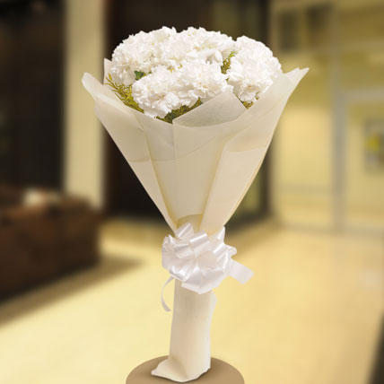 White Roses Bunch