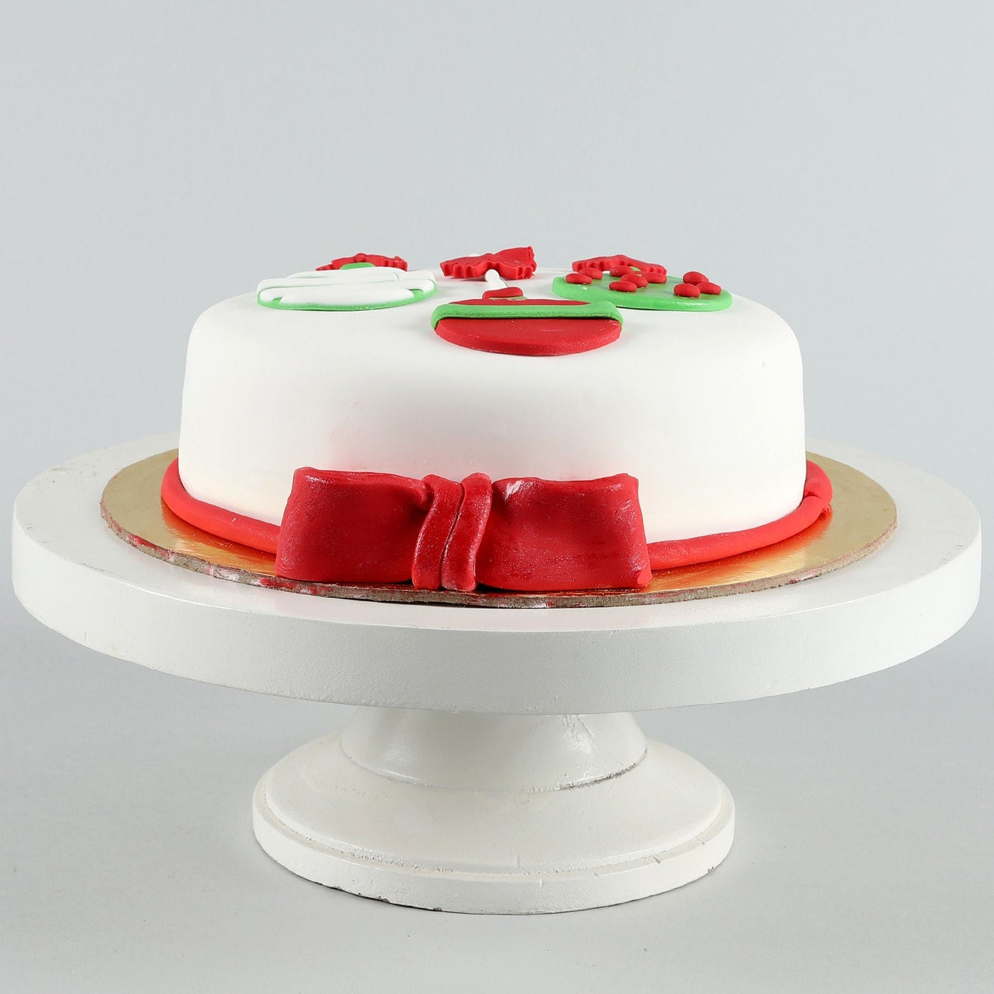 Bow Candies Designer Chocolate Truffle Cake