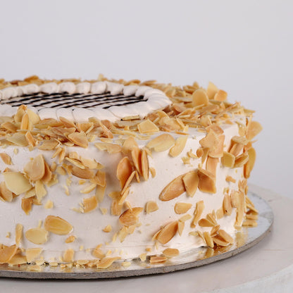 Classic Almond Cake