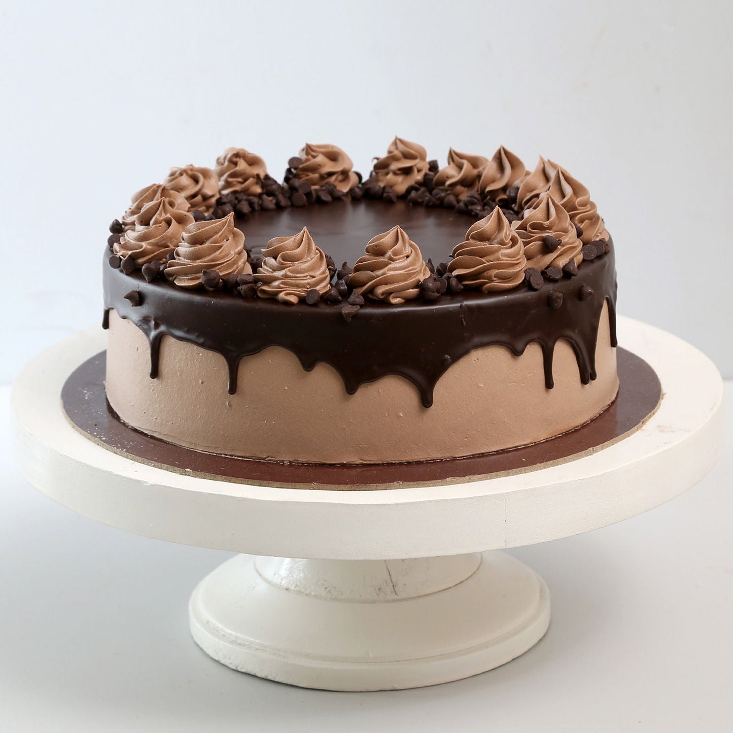 Cream Drop Chocolate Cake