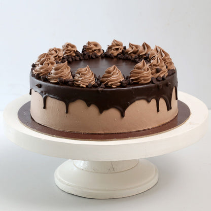 Cream Drop Chocolate Cake