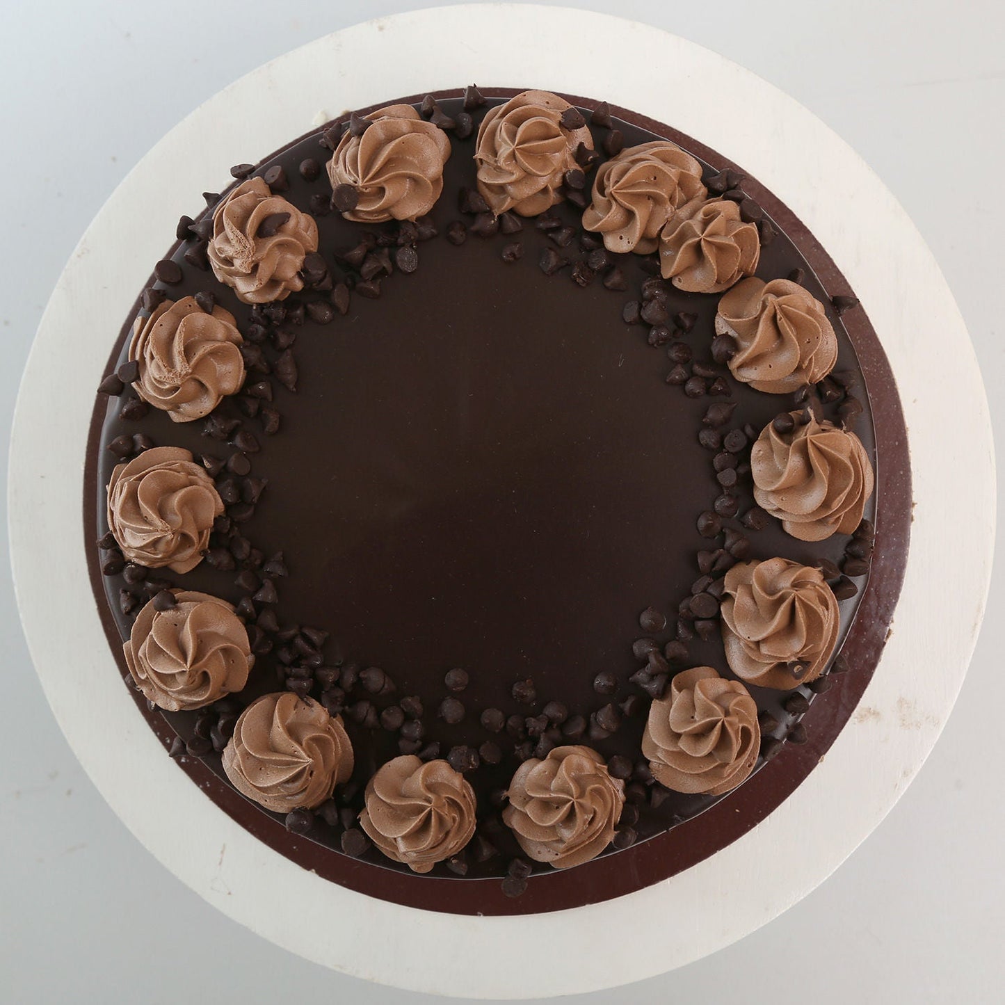 Cream Drop Chocolate Cake