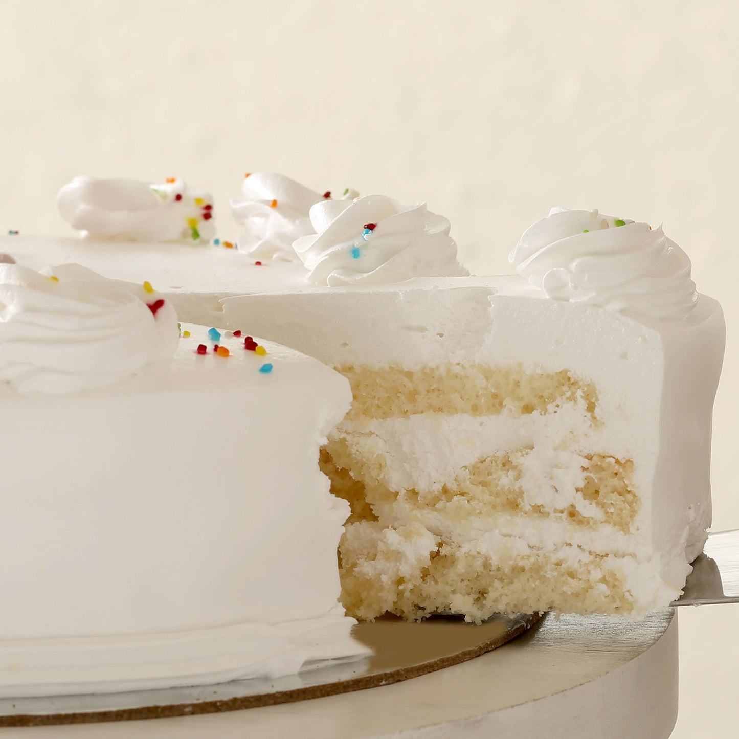 Cream Drop Vanilla Cake