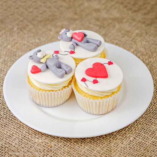 Cute Teddy Couple Cup Cake
