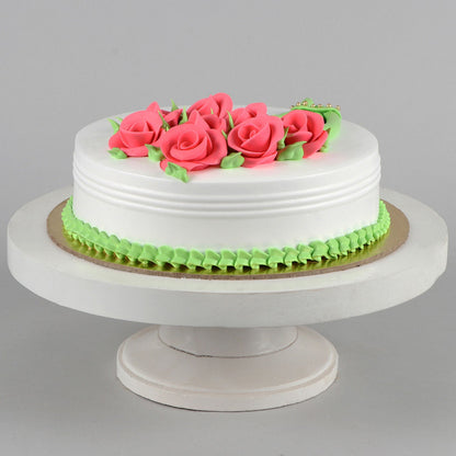 Gracious Roses Fondant Pineapple Cake