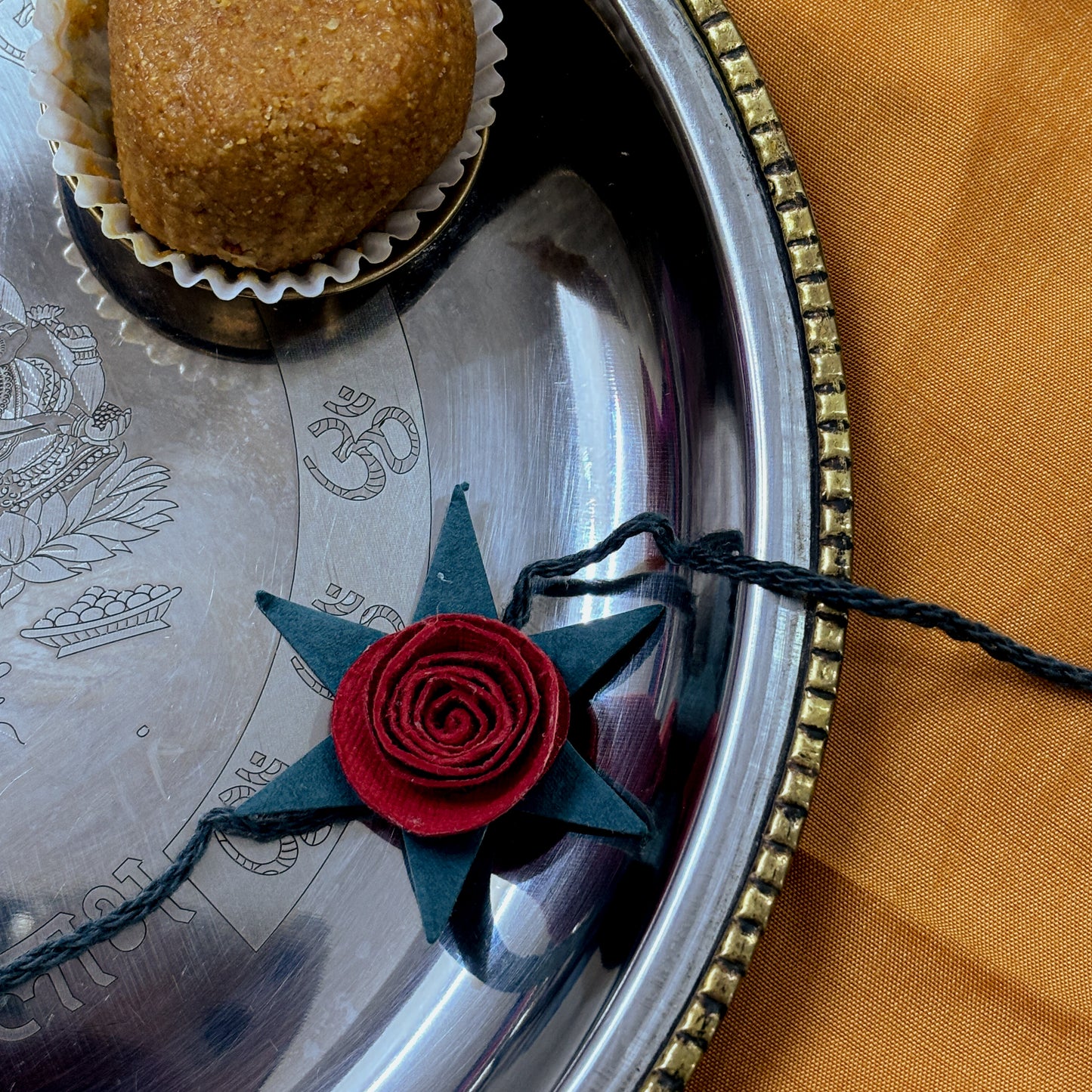 Rose Grow Plantable Rakhi Set