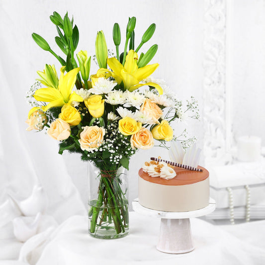 Golden Bliss Bouquet N Cake