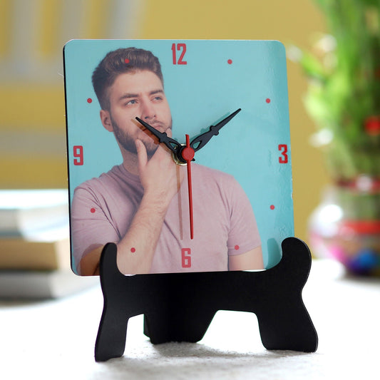 https://cdn.shopify.com/s/files/1/0911/8544/7211/files/personalised-table-clock-for-him_1.jpg