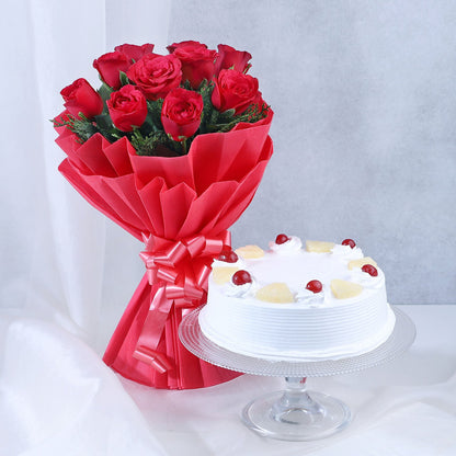 Pineapple Cake with Flowers Standard